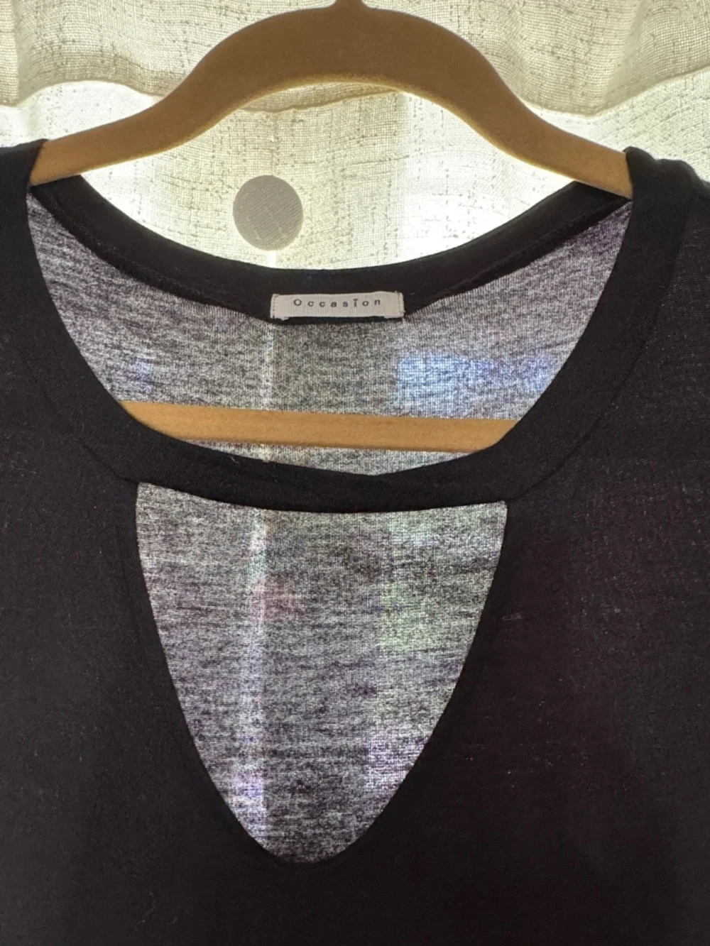 Occasion Women's Black Graphic Cutout Tee 3X - Picture 3 of 5
